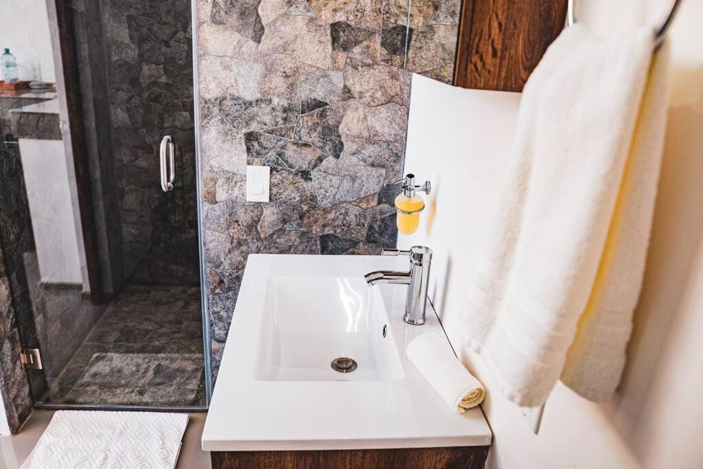 Cabana El Alamo Con Jacuzzi Villa Valle de Guadalupe Exteriör bild