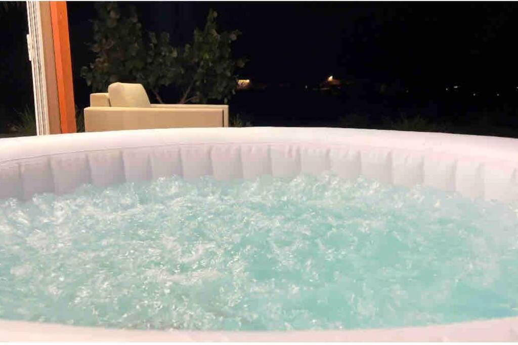 Cabana El Alamo Con Jacuzzi Villa Valle de Guadalupe Exteriör bild